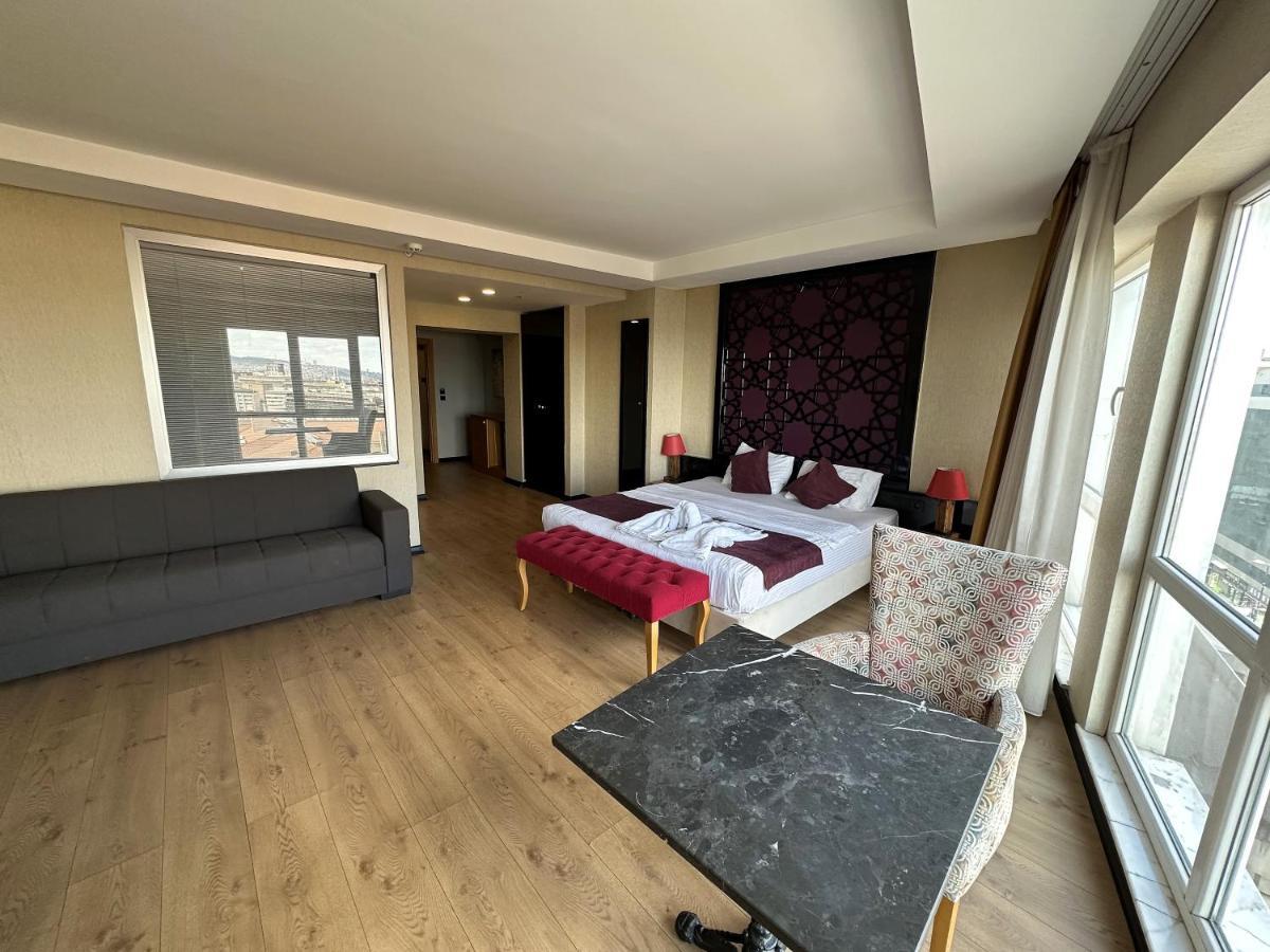 Budget Friendly Rooms Taksim Стамбул Экстерьер фото